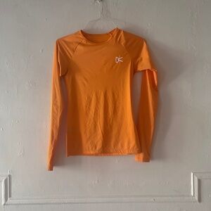 DISTRICT VISION PERFORMANCE SHIRT